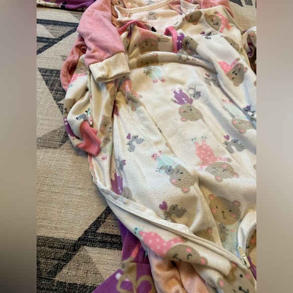 Set of 4 Sleep and Play PJs by Carter's and Just One You, 2T - Picture 9 of 10